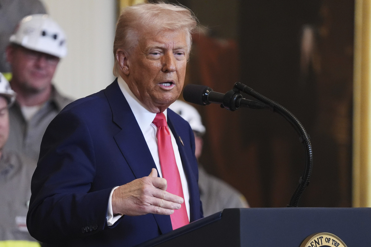 СМИ: Трамп может посетить Турцию в мае