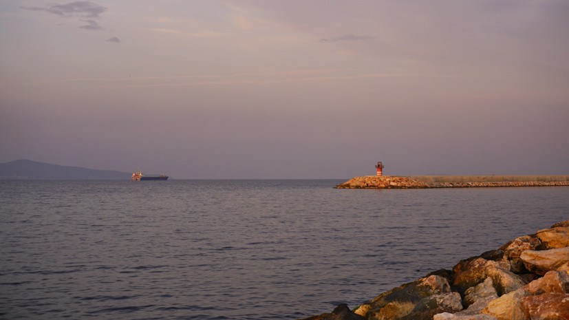 СМИ: В Турции российские моряки погибли в результате несчастного случая