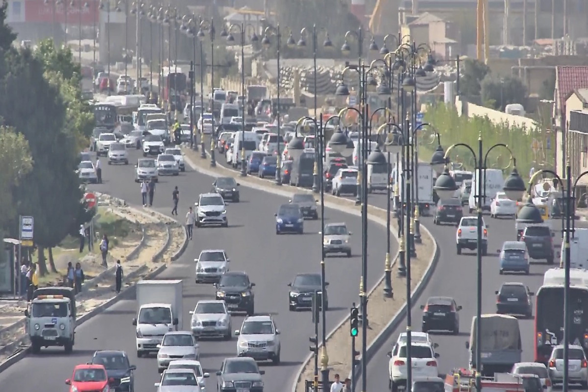 Снято ограничение, введенное на проспекте в Баку в связи с пожаром