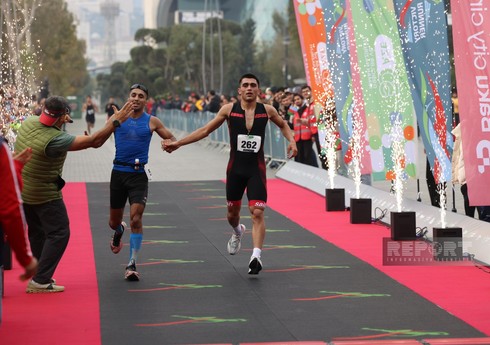 Состоялась церемония награждения победителей "Забега Победы" на Бакинском бульваре