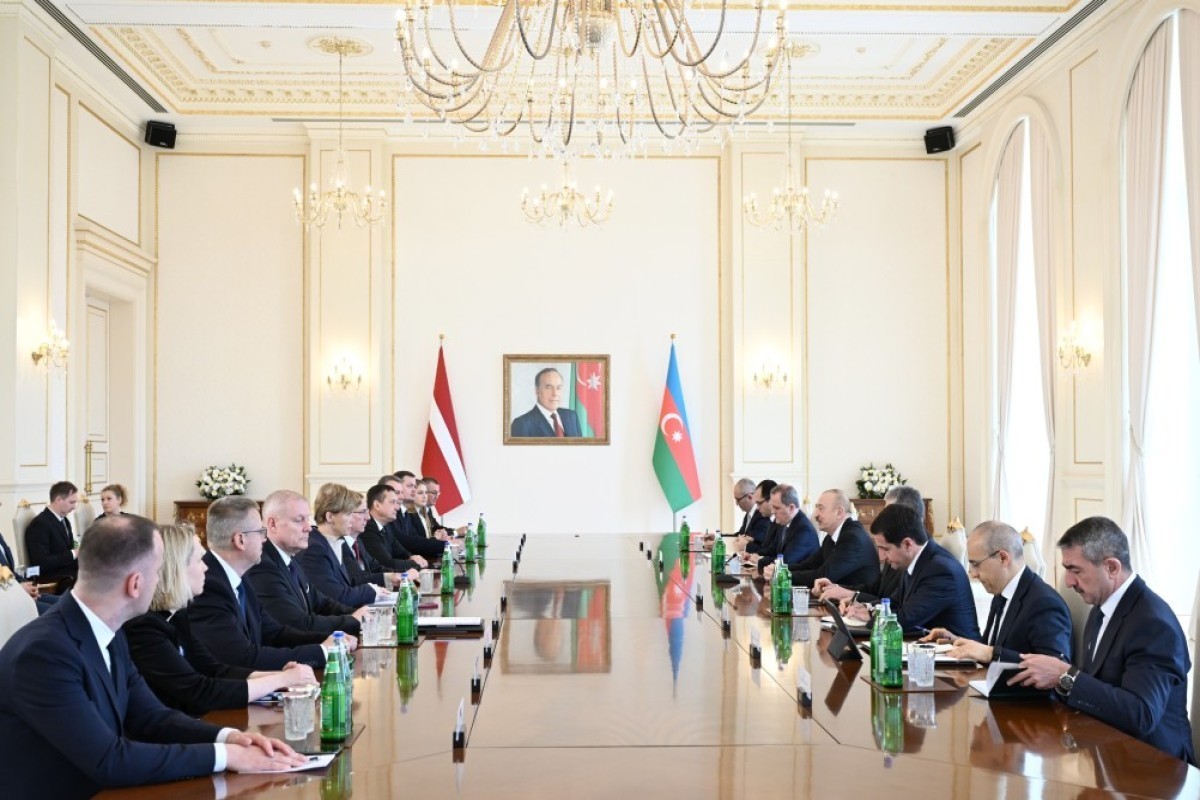 Состоялась встреча президентов Азербайджана и Латвии в расширенном составе-ОБНОВЛЕНО