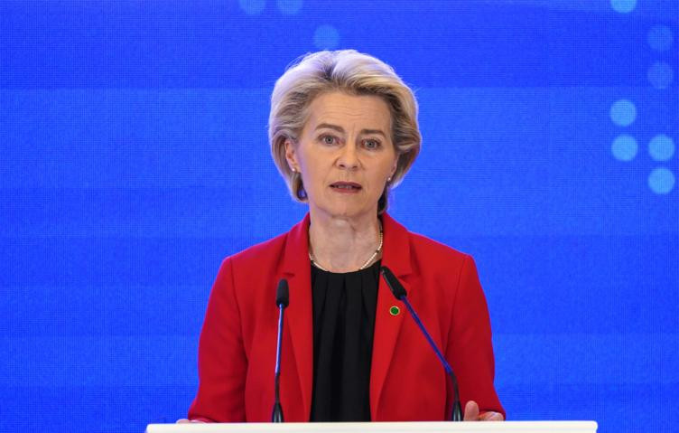 Совет ЕС утвердил предложенный Урсулой фон дер Ляйен список еврокомиссаров