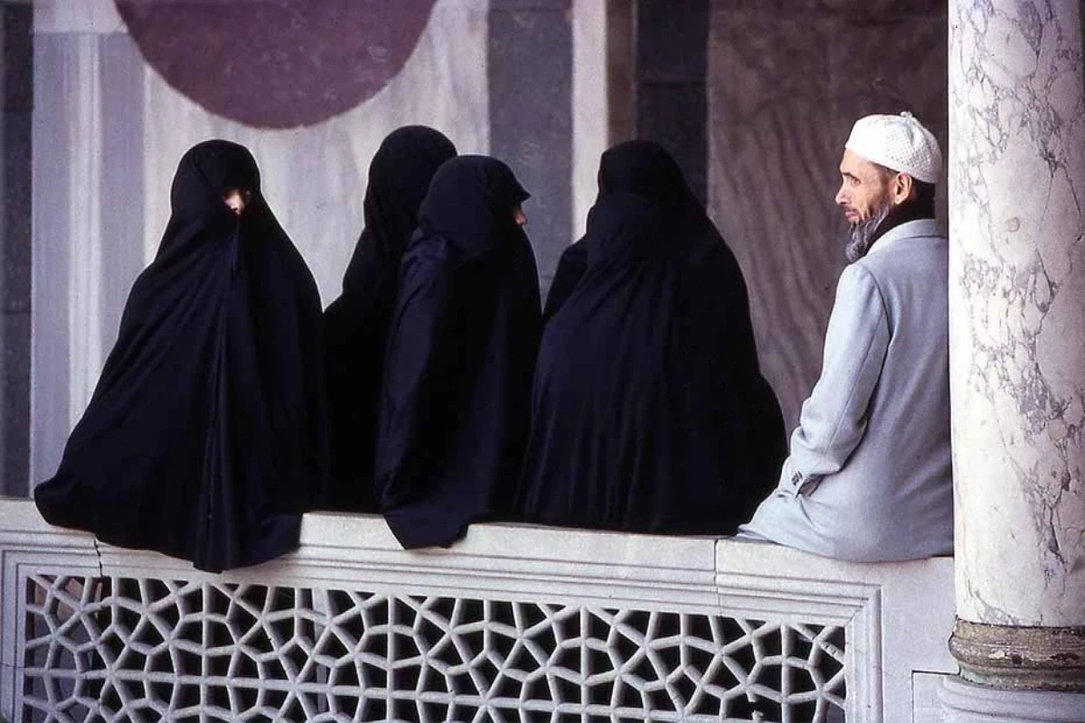 Совет улемов ДУМ РФ отозвал фетву о религиозном многоженстве