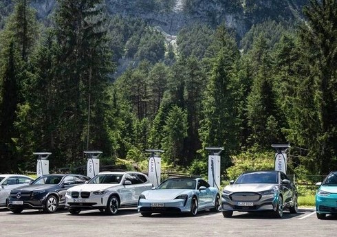 Спад продаж электромобилей может грозить европейским автобрендам штрафом в €15 млрд