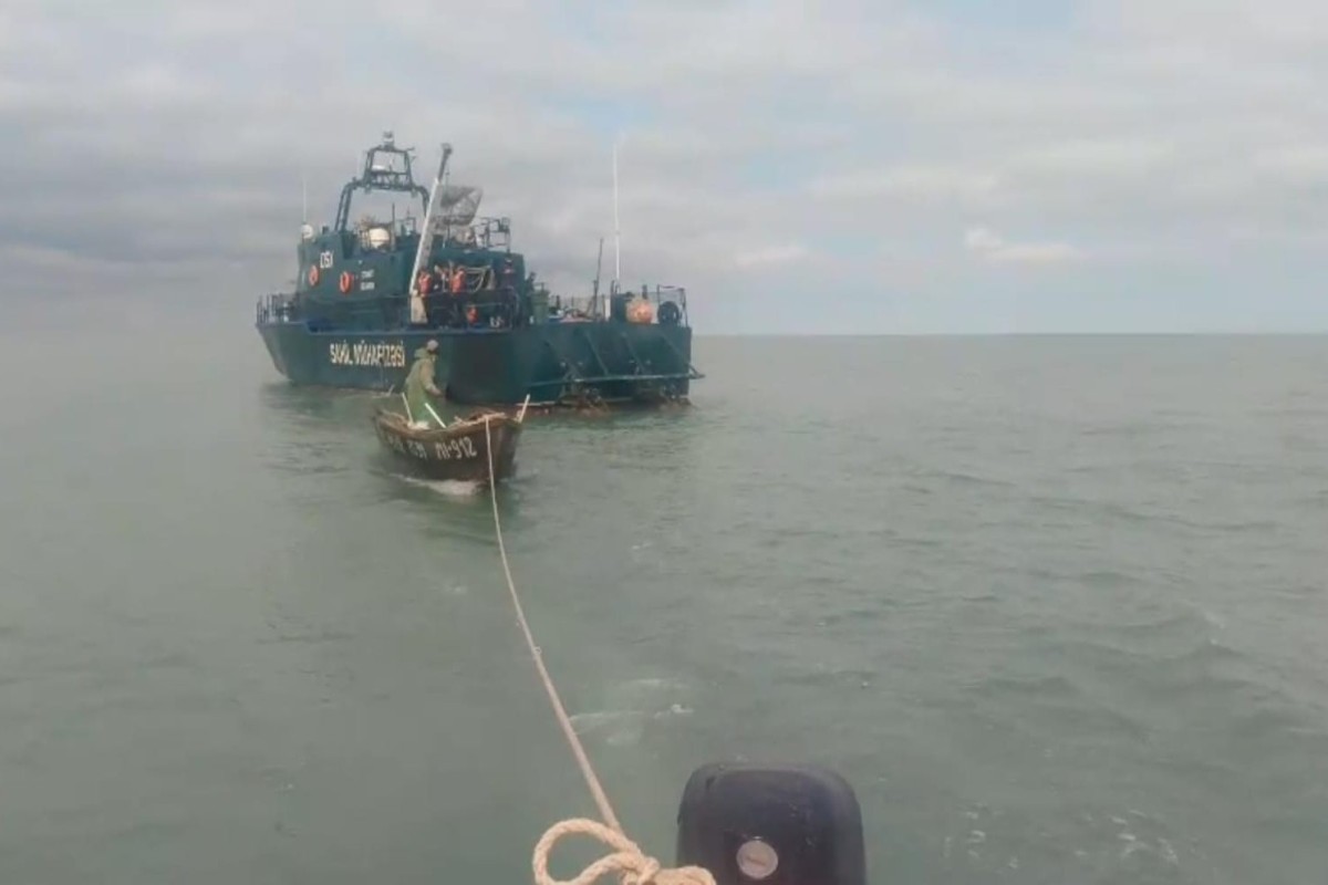 Спасены граждане Азербайджана, оказавшиеся в беспомощном состоянии в Каспийском море-ФОТО