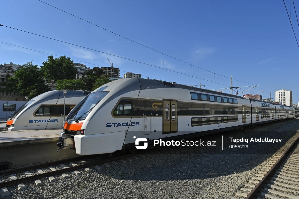 Спустя годы поезд возвращается в поселок Бина: жители смогут легко добираться до центра Баку