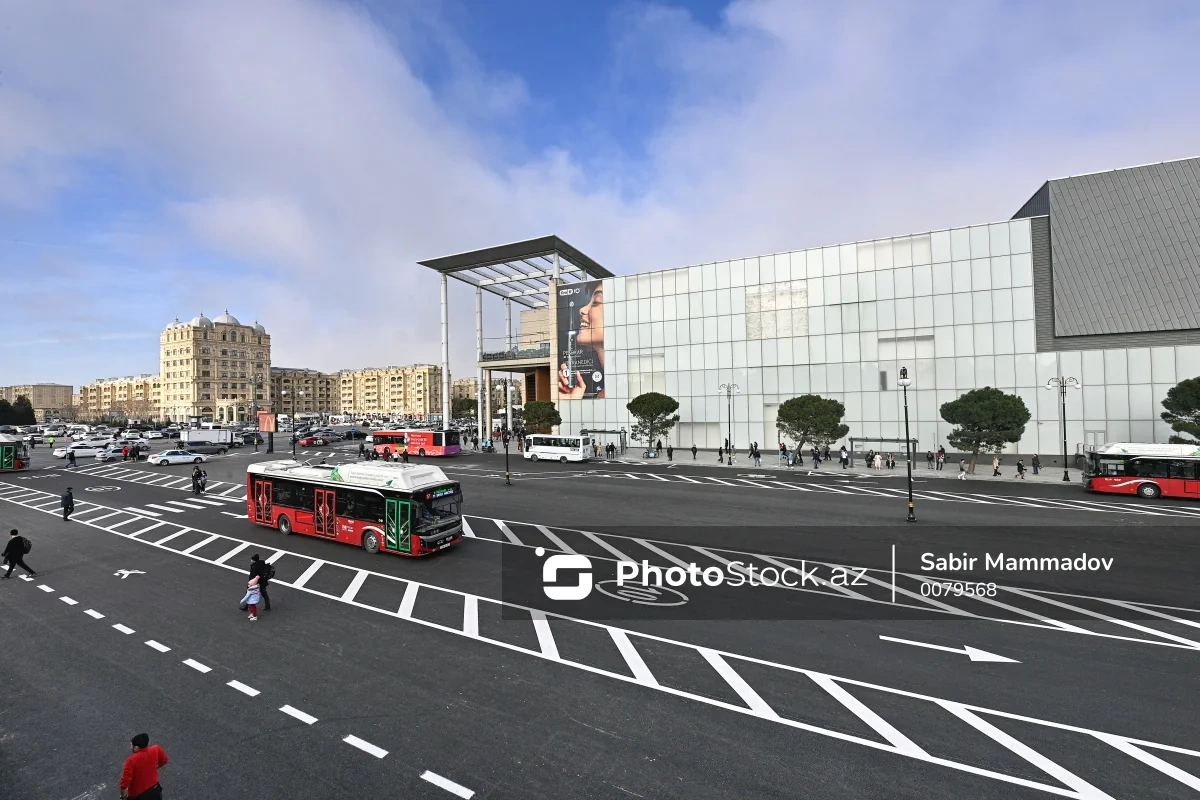 Стала известна причина пробок перед Gənclik Mall