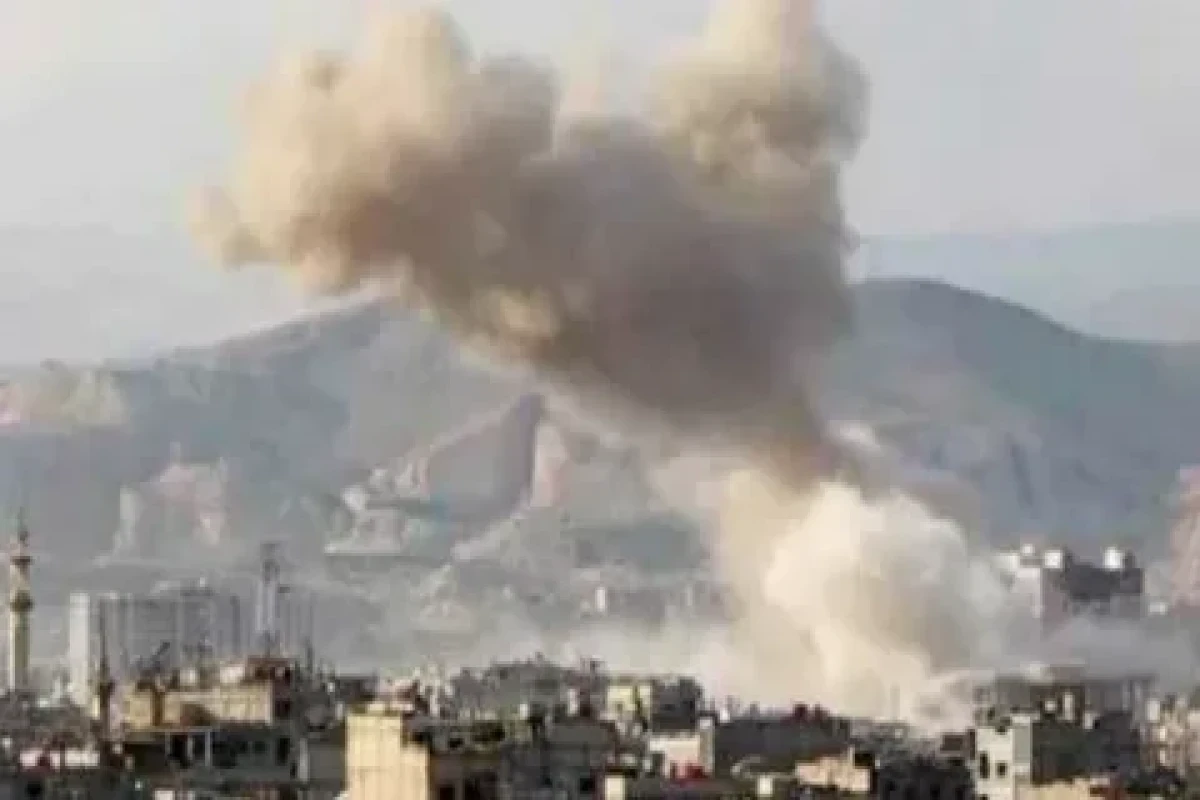 Столица Йемена подверглась массированному авиаудару