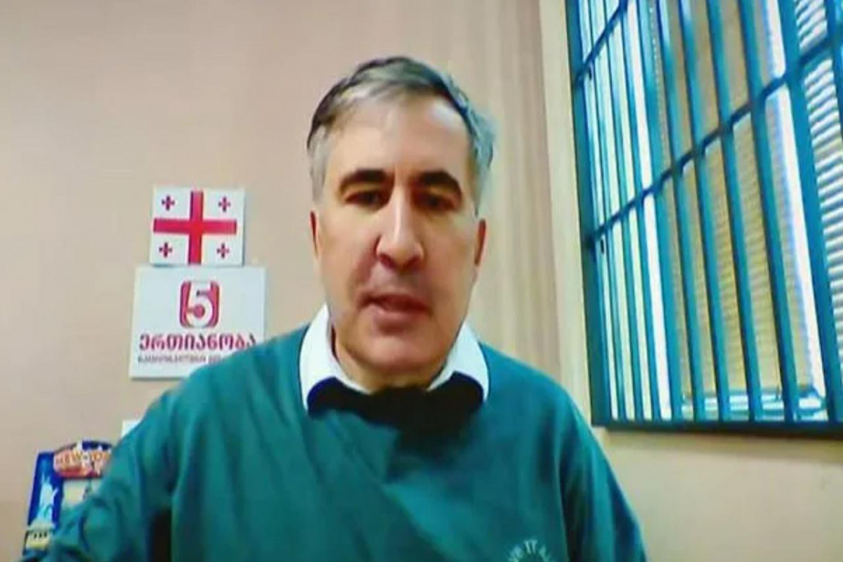 Суд  оставил Саакашвили под арестом