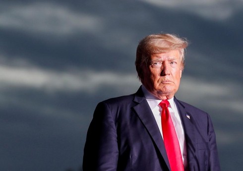 Суд в США прекратил разбирательство по делу Трампа о хранении документов