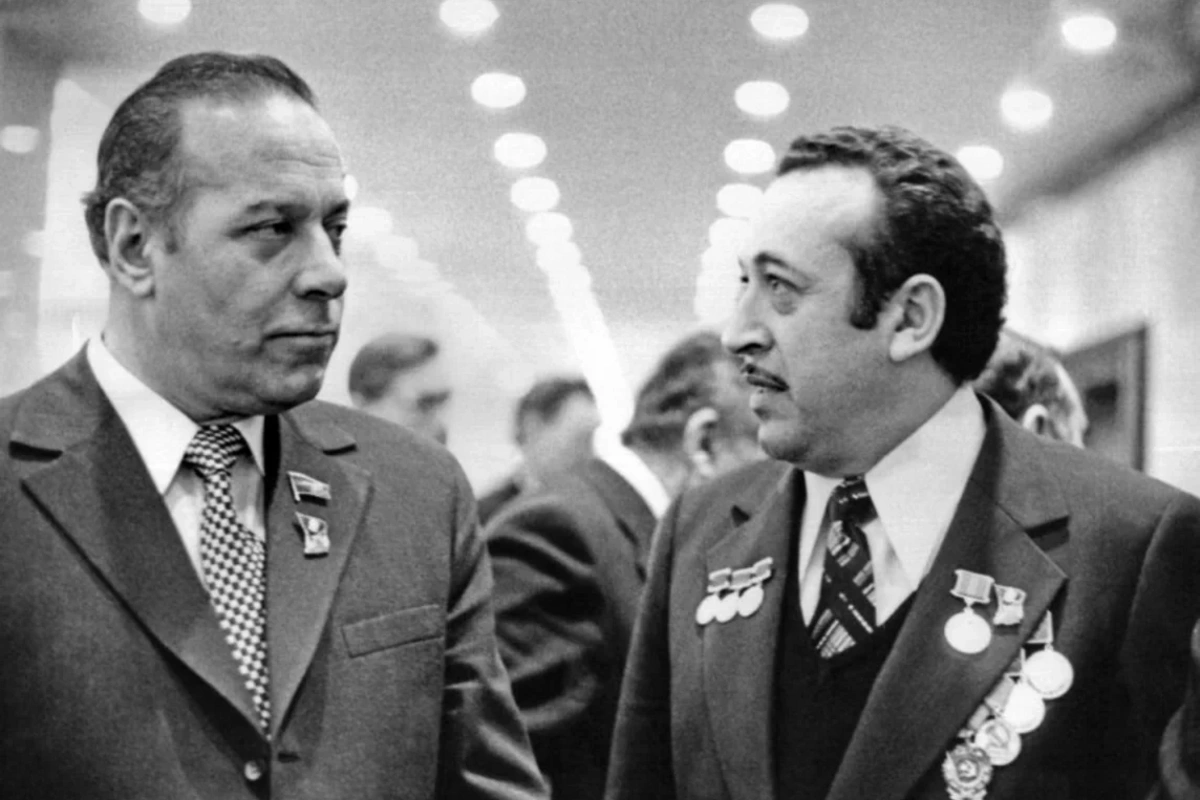 Таир Салахов о Гейдаре Алиеве: откровения великого художника к 103-летию основателя независимого Азербайджана