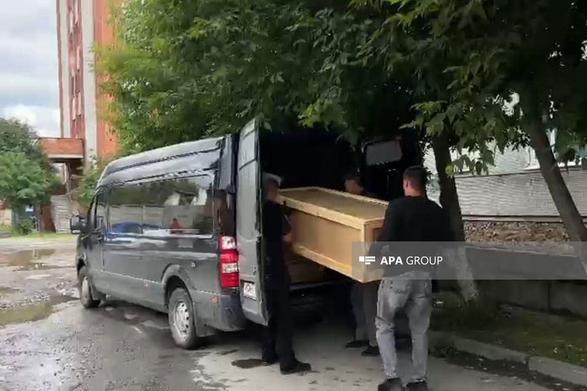 Тела братьев, жестоко убитых в Екатеринбурге, доставлены в аэропорт- ФОТО-ВИДЕО-ОБНОВЛЕНО-1