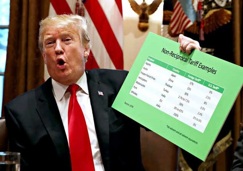 Трамп допустил введение 25% пошлин на фармацевтическую продукцию