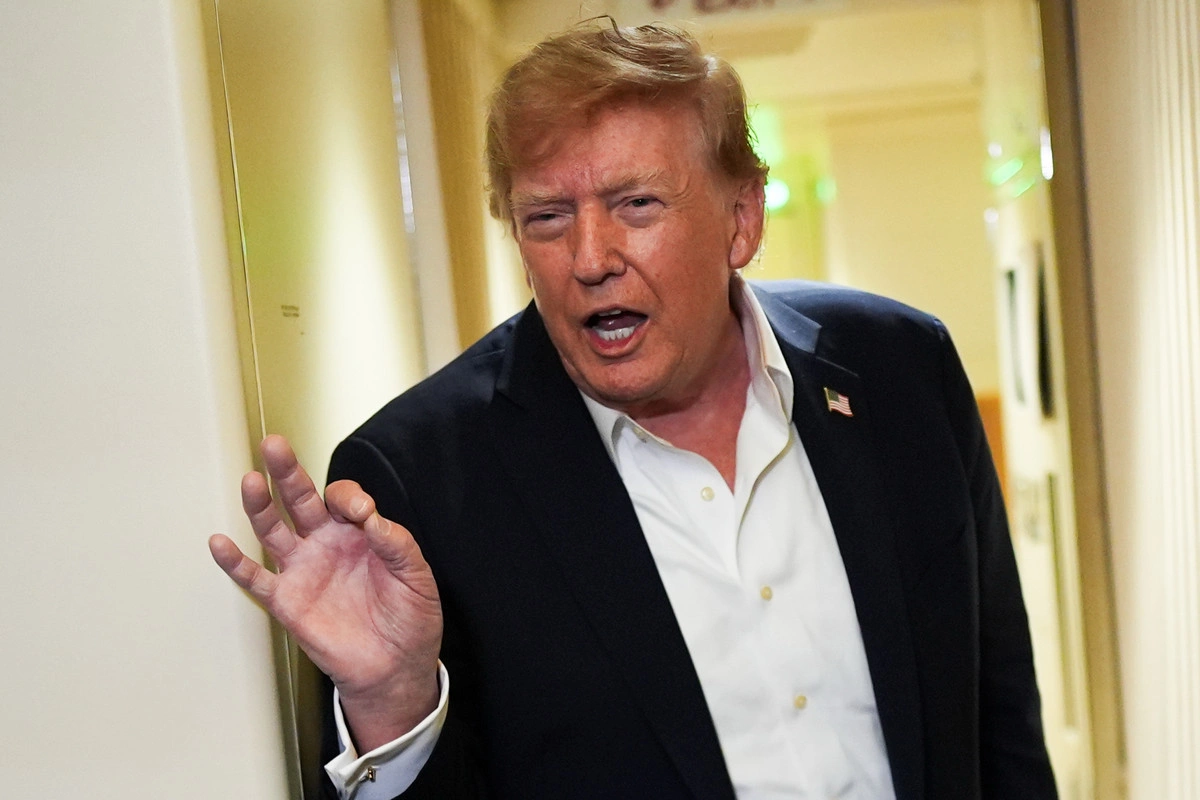 Трамп обрушился с критикой на Верховный суд США