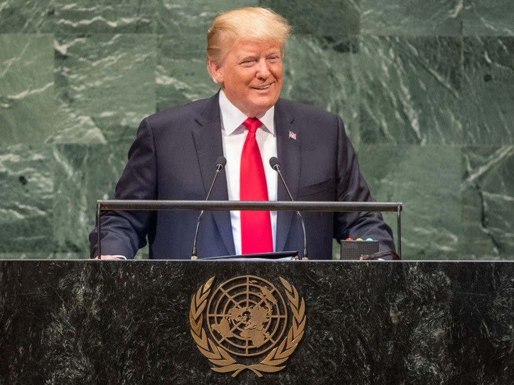 Трамп подписал указ о помиловании 1,5 тыс. участников штурма Капитолия