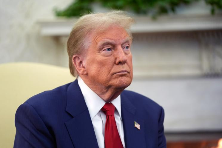 Трамп предложил оценить последствия новых санкций против РФ через полгода