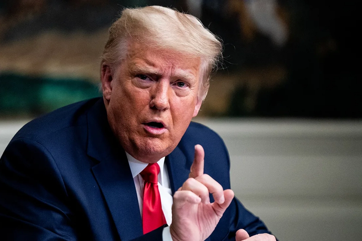 Трамп пригрозил России и заявил, что "взбешен" из-за слов Путина