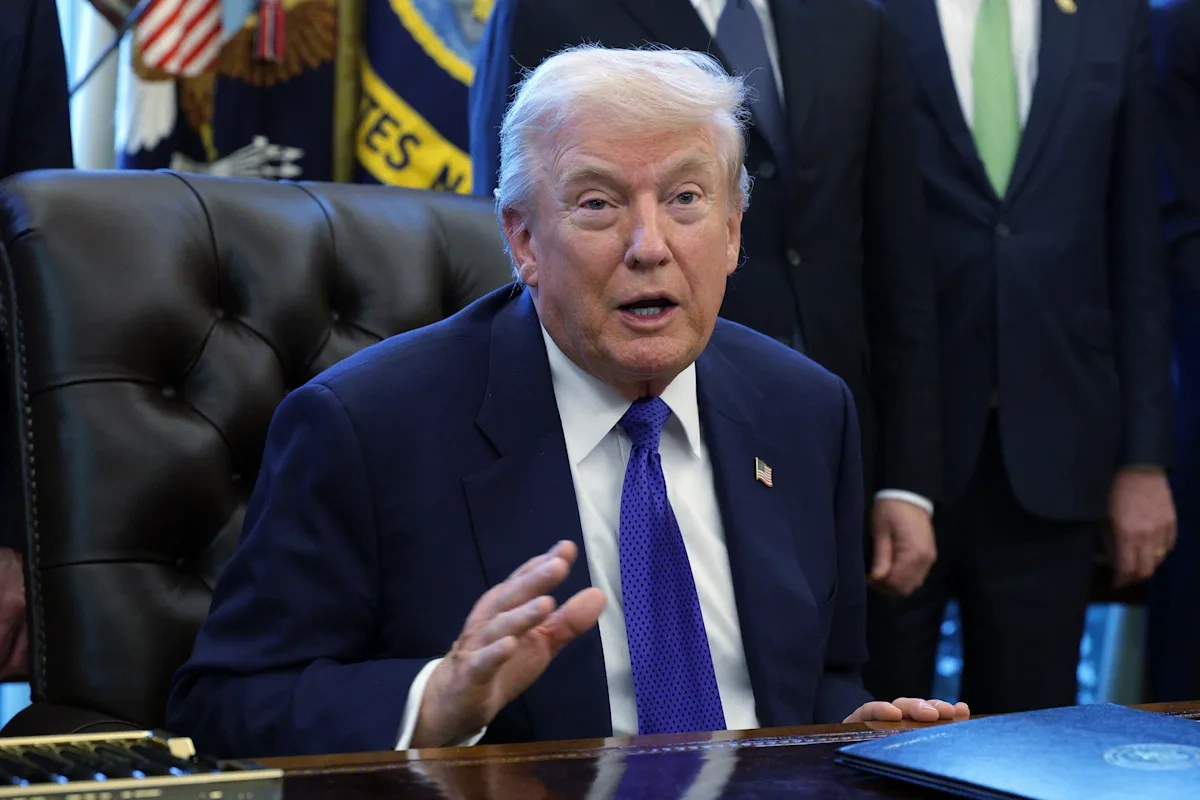 Трамп рассказал о переговорах с Ираном: Ормуз уже 4 августа может открыться
