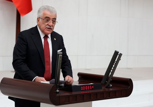 Турецкий депутат Шамиль Айрым поздравил Азербайджан с Днем Победы