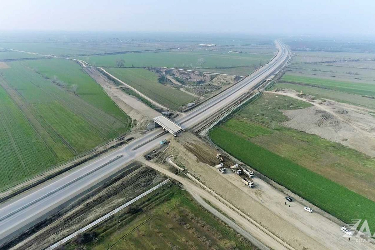 Участок трассы Баку-Губа временно закроют для движения