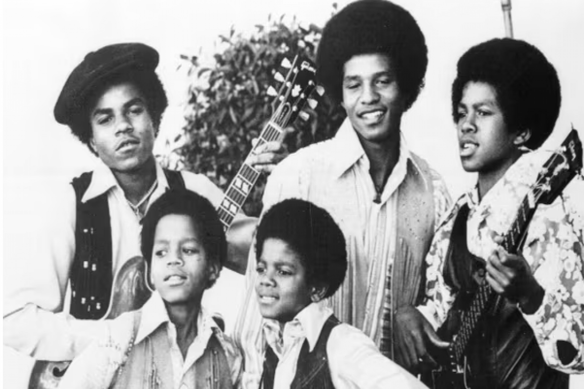 Умер брат Майкла Джексона