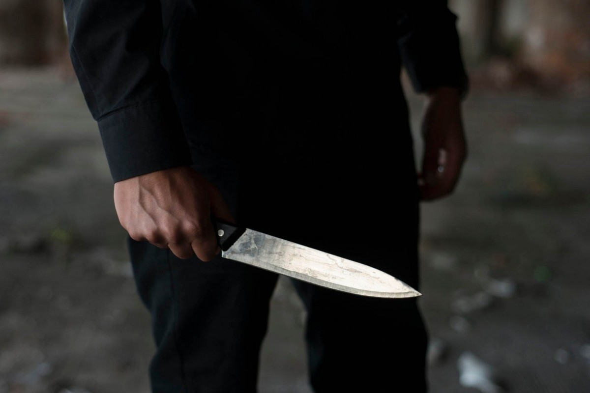 В Абшеронском районе 54-летний мужчина зарезал жену, а затем покончил с собой