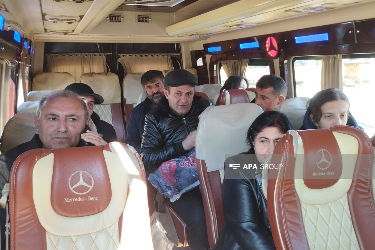 В Агдеринский район отправлена очередная группа переселенцев-ФОТО