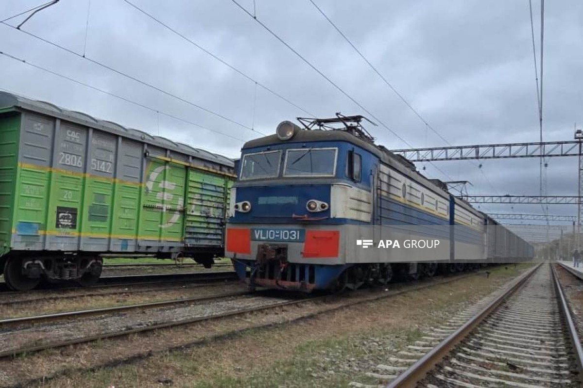 В Армению транзитом через территорию Азербайджана  будет отправлено 10 вагонов с удобрениями