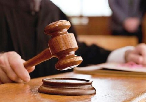В Азербайджане начался суд над обвиняемыми в открытых призывах к захвату власти