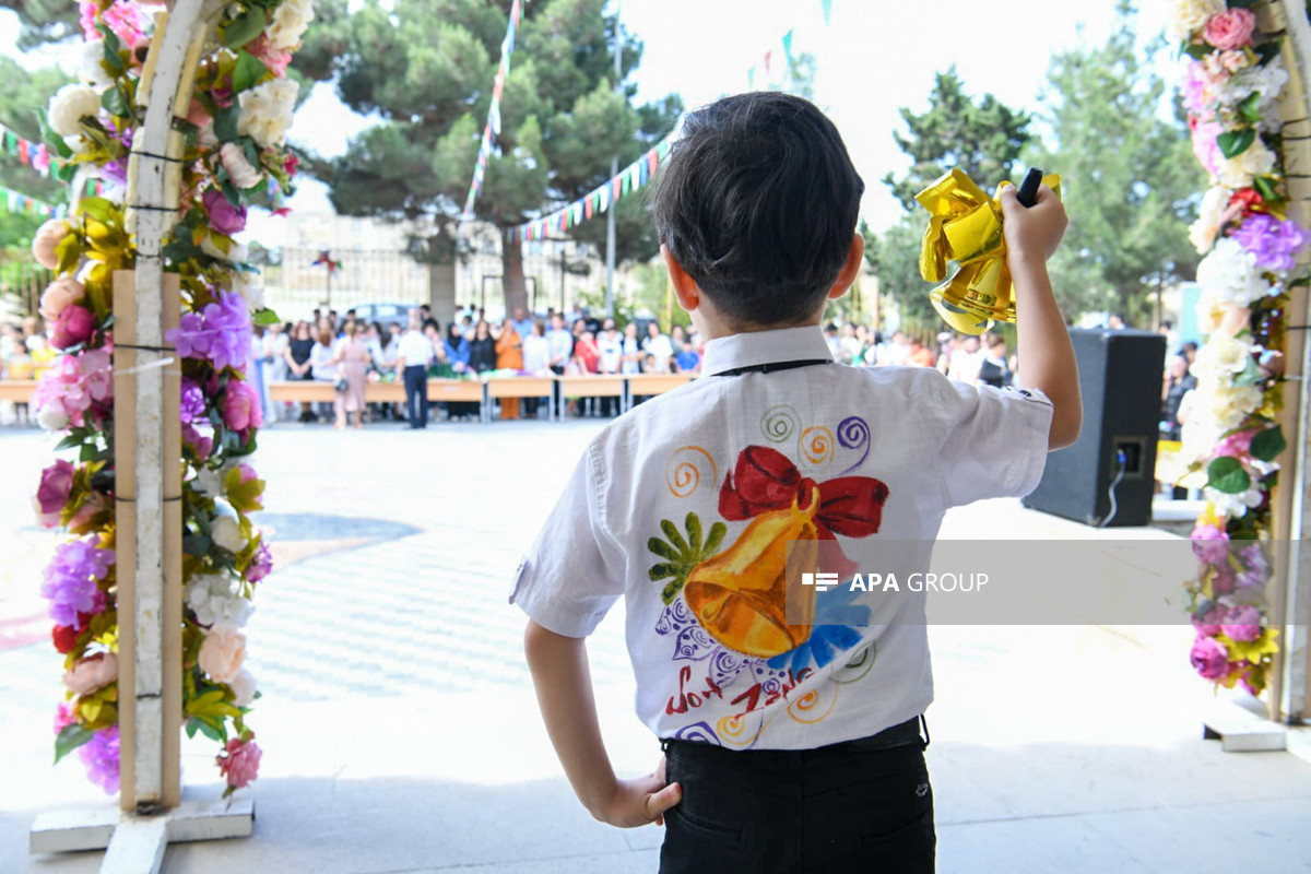 В Азербайджане «Последний звонок» прозвенит 14 июня