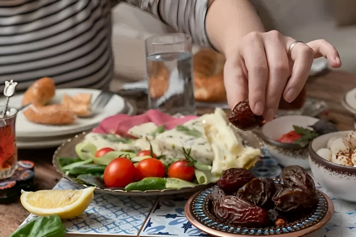 В Азербайджане скоропостижно скончалась 35-летняя женщина, готовившаяся к посту