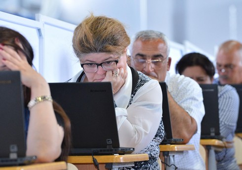 В Азербайджане стартует процесс сертификации учителей