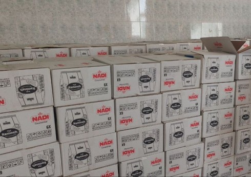 В Азербайджане уничтожено более 3 тонн ввезенных из Ирана крекеров и конфет