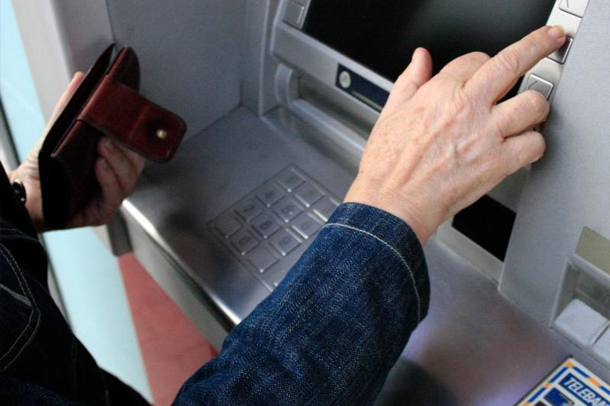 В Азербайджане в связи с праздниками мартовские пенсии выплачены с опережением графика