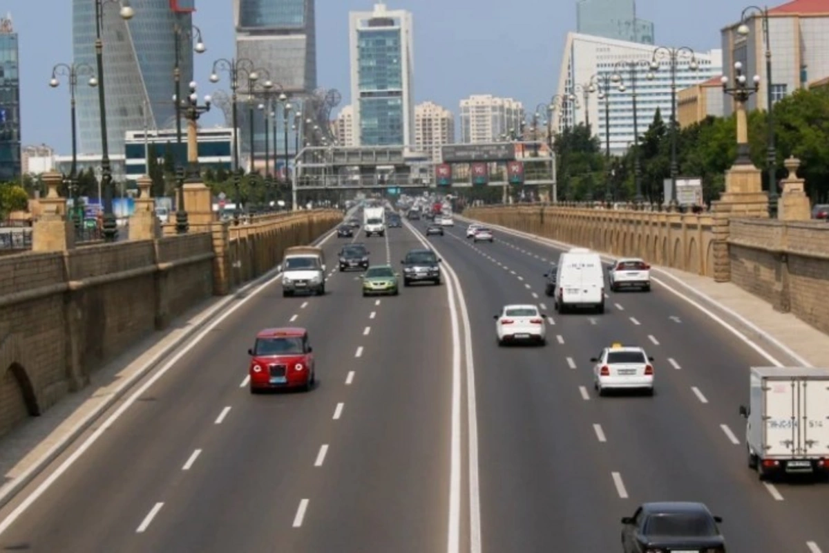 В Баку 1 мая будут введены временные ограничения движения транспорта