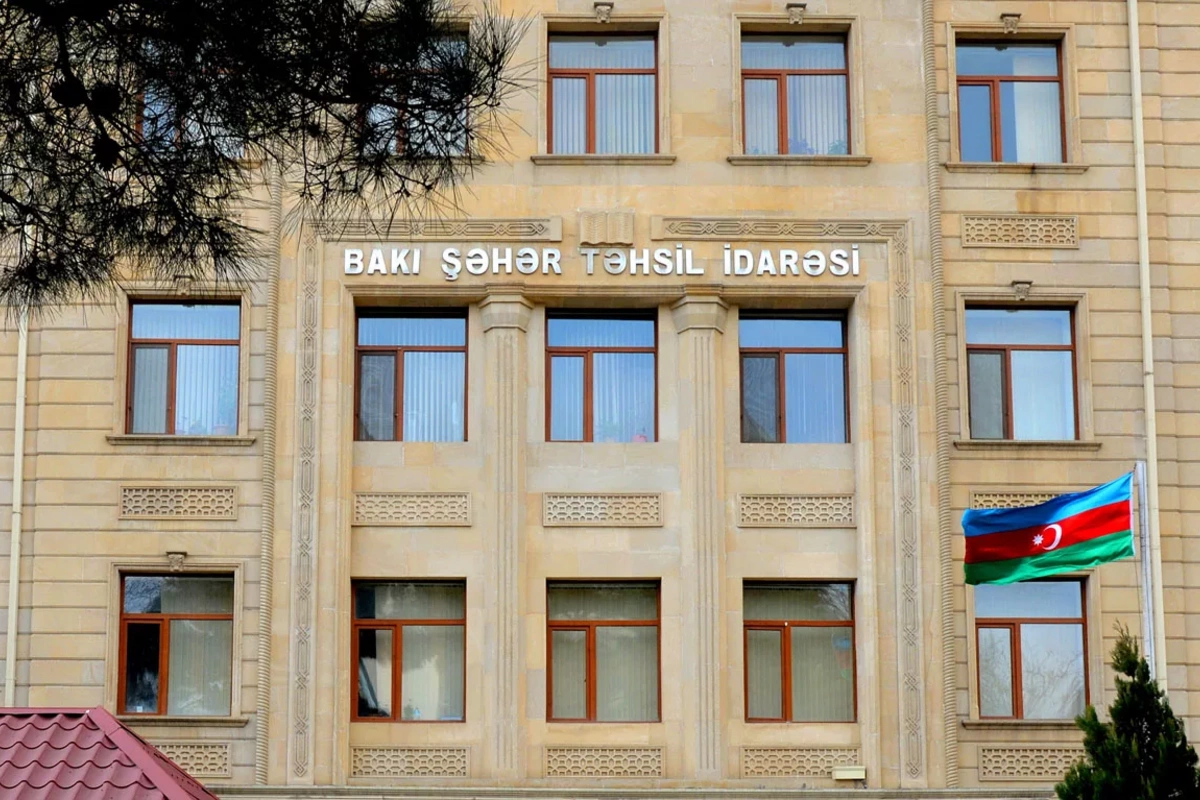 В Баку директорам школ даны поручения в связи с 8 Марта