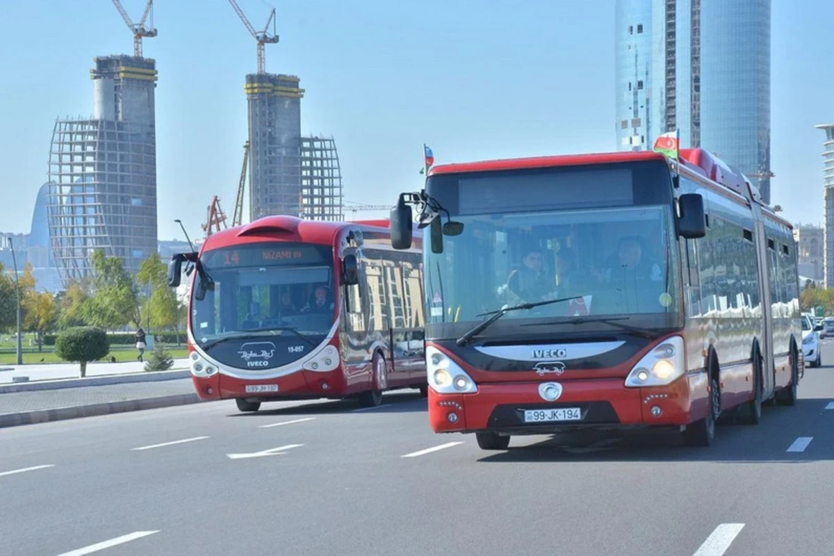 В Баку изменится схема движения двух автобусных маршрутов