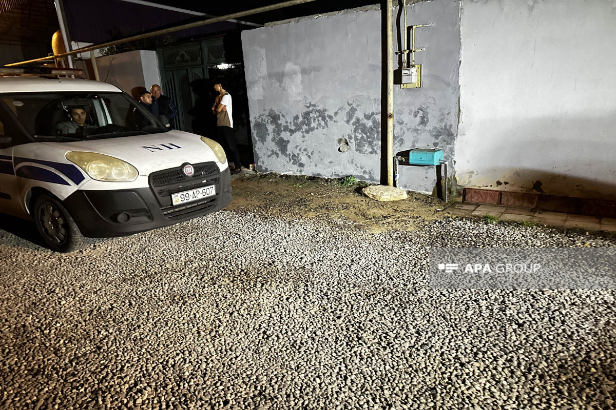 В Баку мужчина с сыном устроили поножовщину с родственниками, есть погибший и раненые-ФОТО-ОБНОВЛЕНО