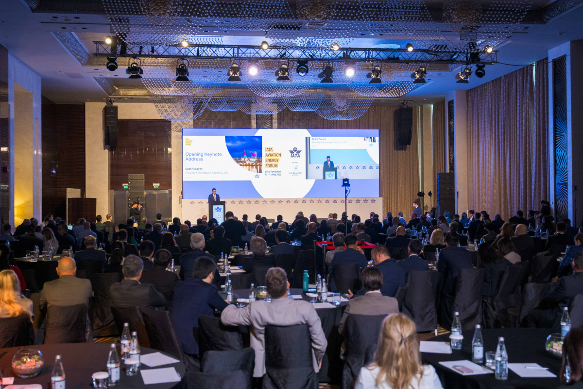 В Баку начал работу Авиационный энергетический форум IATA-ФОТО