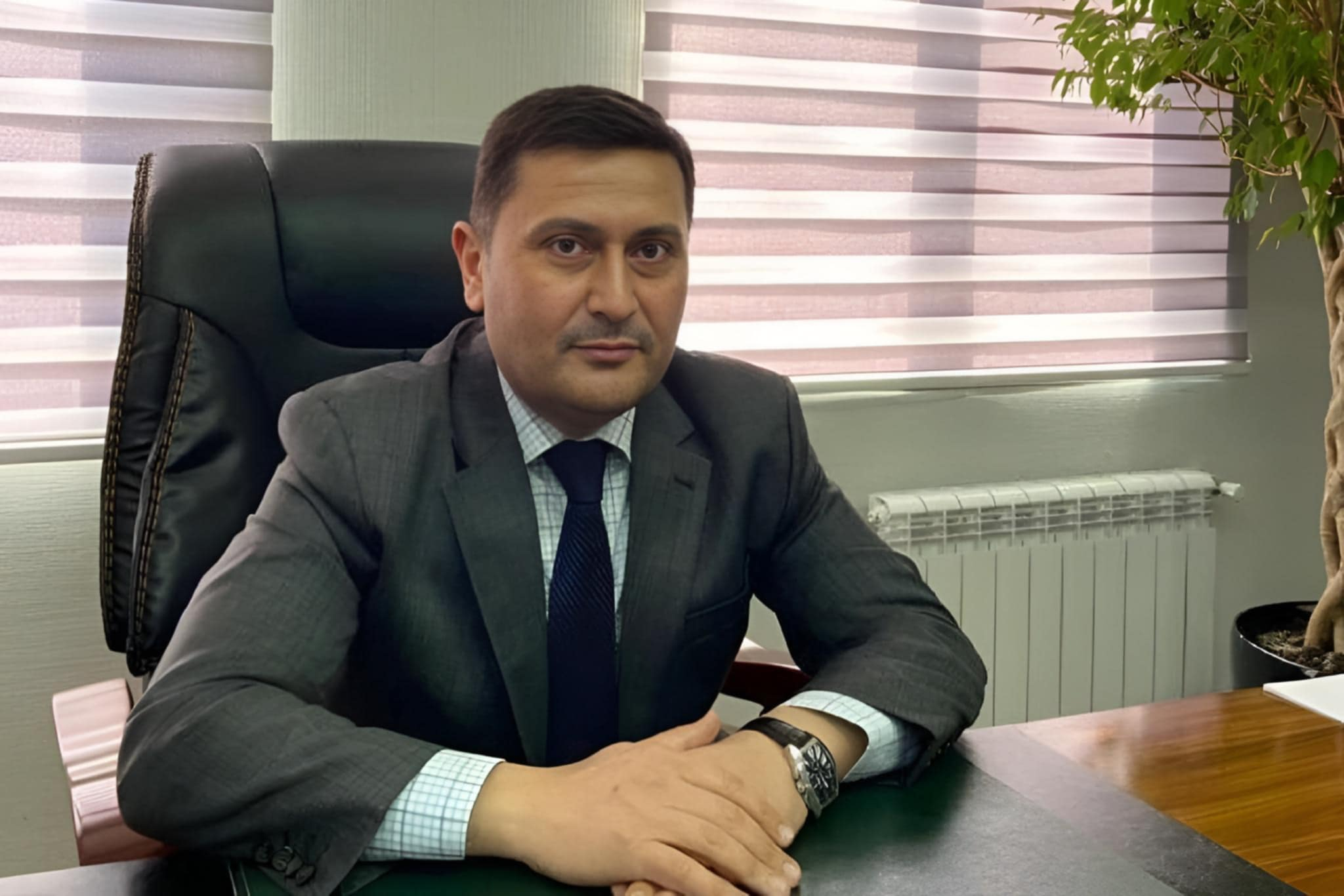 В Баку повесился чиновник - НОВЫЕ ПОДРОБНОСТИ