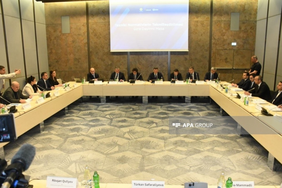 В Баку проходит круглый стол по совершенствованию технических нормативов-ФОТО