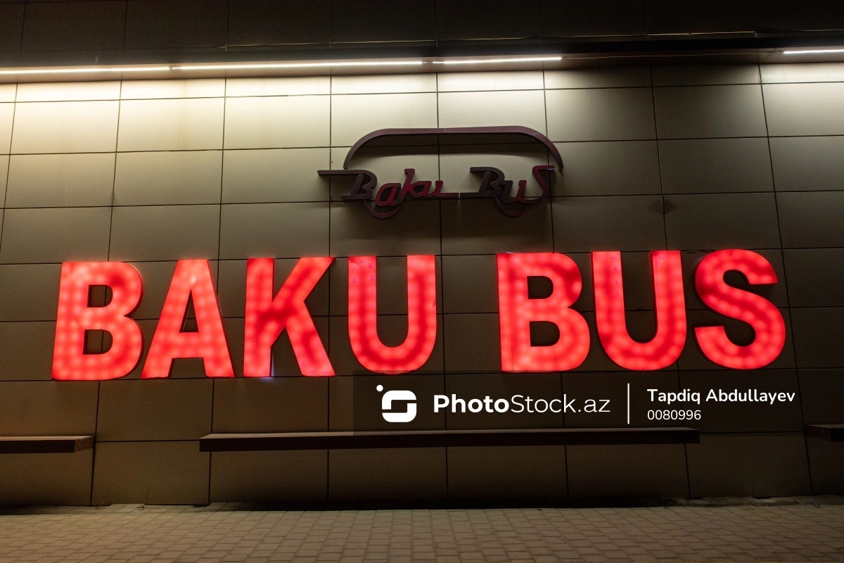 В Баку произошла перепалка между водителем BakuBus и пассажиром