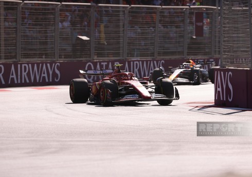 В Баку стартовал основной заезд Гран-при Азербайджана Формулы 1