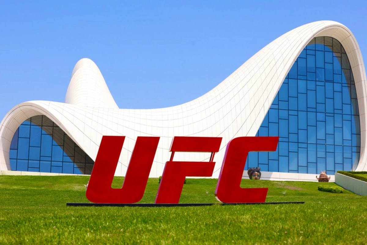В Баку впервые пройдет турнир UFC