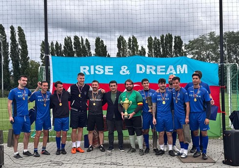 В Брюсселе прошел II турнир по мини-футболу “Суговушан” в честь Дня независимости Азербайджана