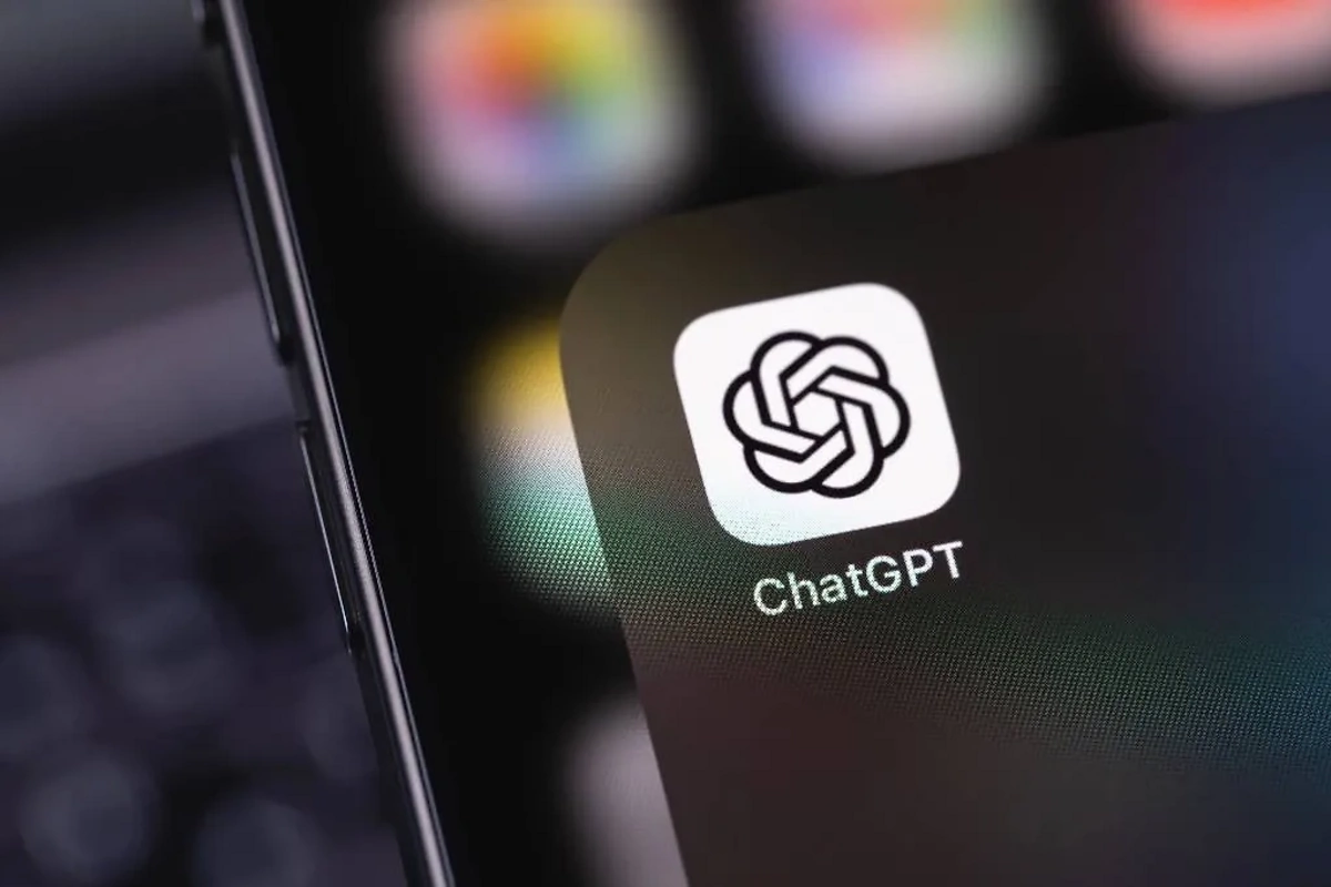 В ChatGPT начали вносить изменения после резонансного самоубийства подростка