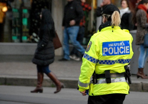 В Чехии эвакуировали почти 600 человек из-за угрозы взрыва авиабомбы