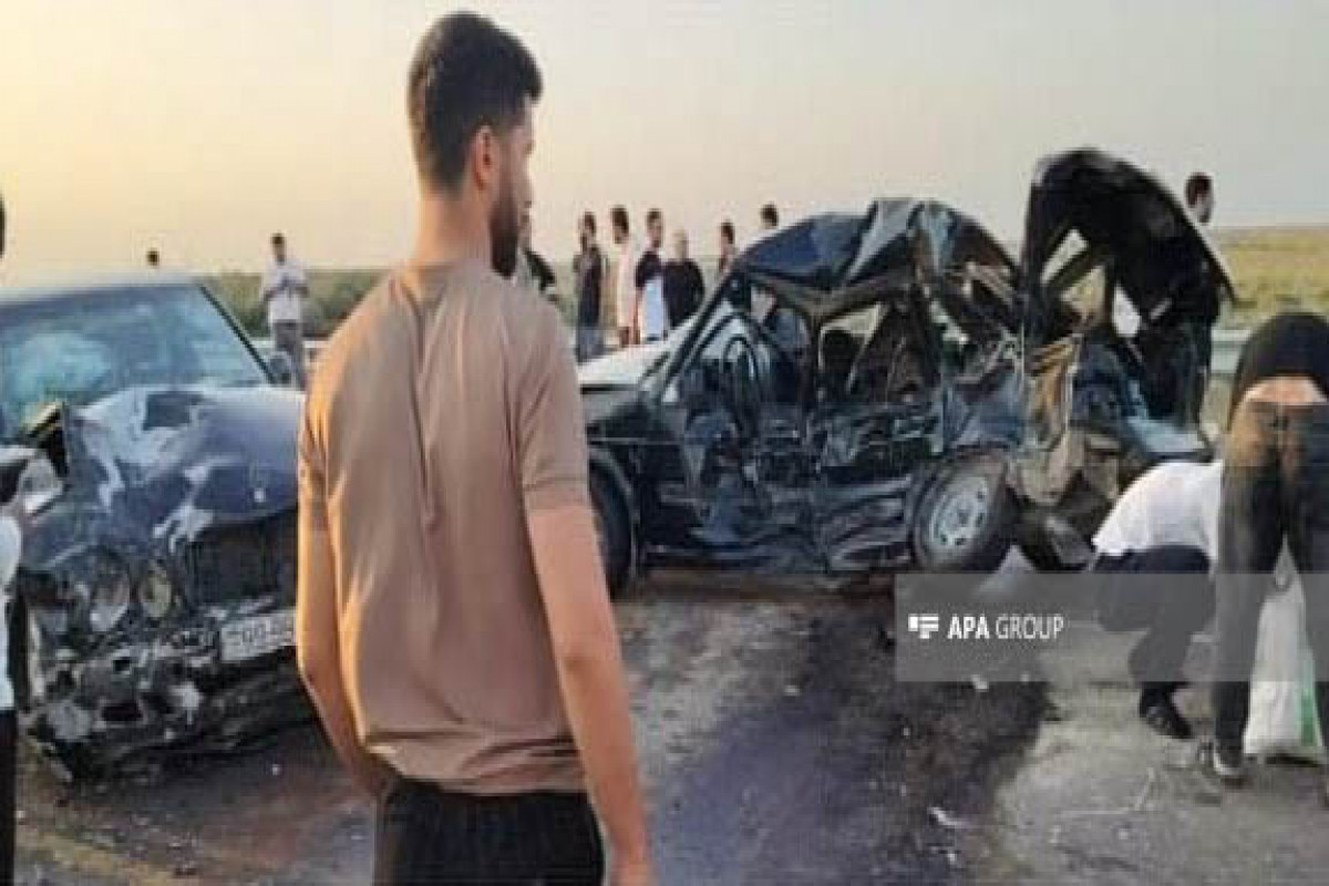 В ДТП в Билясуваре погибли два человека, трое пострадали-ФОТО