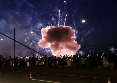 В Дюссельдорфе из-за взрыва пиротехники на ярмарке пострадали 19 человек