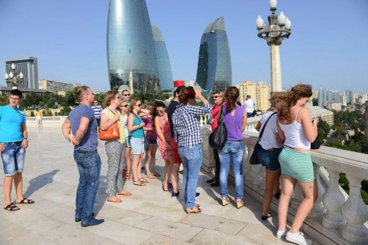 В этом году Азербайджан посетили около 2 млн. туристов